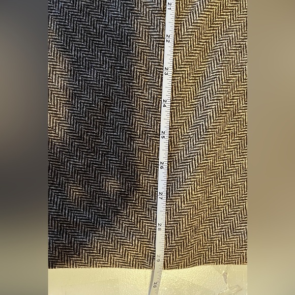 Women’s Max Mara WEEKEND LINE Wool Herringbone
Flare Long Skirt Brown size 10 - Picture 10 of 10